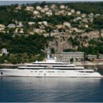 Nu contează războiul, Riviera Franceză încă iubește oligarhii