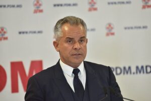 Unii martori din cazul Vladimir Plahotniuc ar putea fi aduși cu forța în instanță