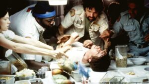 La Paris, spectatorii au fost mușcați de ploșnițe în timpul unei proiecții a filmului „Alien”