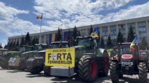 Fermierii anunță noi proteste în fața clădirii Guvernului: cer sprijin financiar și anularea Legii camerelor agricole