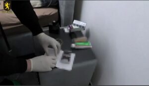 Trei tineri din Orhei, au fost reținuți pentru șantaj