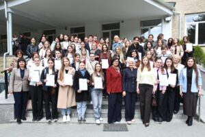 Două eleve din raionul Orhei au fost premiate la Olimpiada Republicană la Limba și literatura română (limba de instruire)
