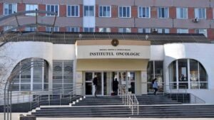 Bolnavii de cancer nu mai au medicamente pentru imunoterapie. Autoritățile dau vina pe birocrație